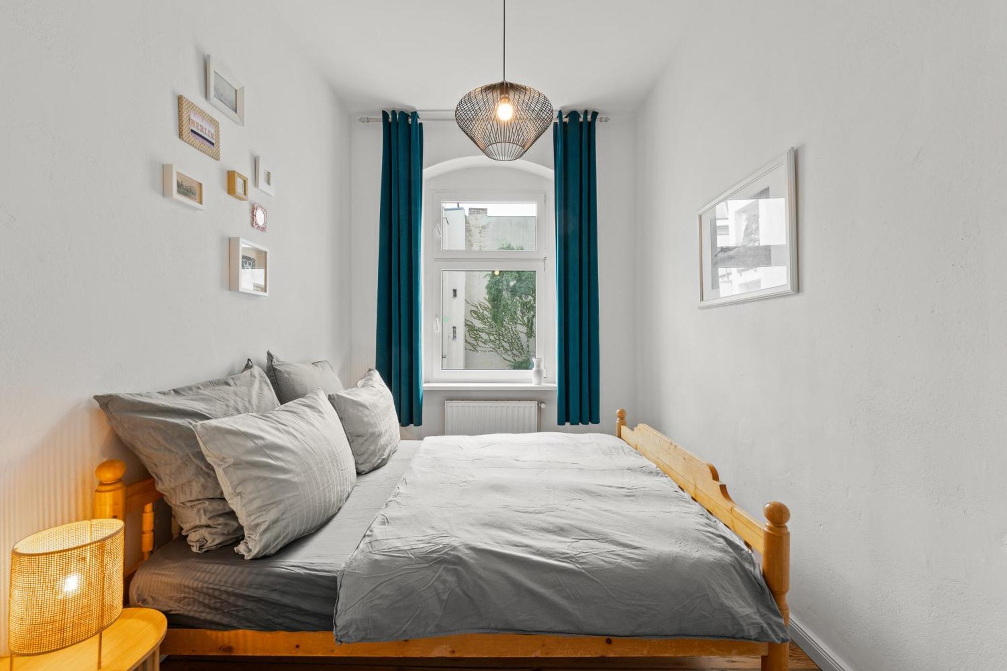 Thewilhelmshavener Group Apartment, Group & Family Friendly, 100M2, 2Br, 1 Living Room, Huge Table, Ideal For 4 - 6 Guests — Photos 3